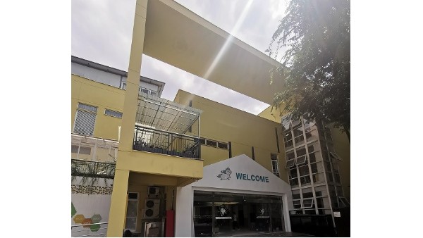 成都中天达木业|成都外国语学校附属幼儿园工程木门案例